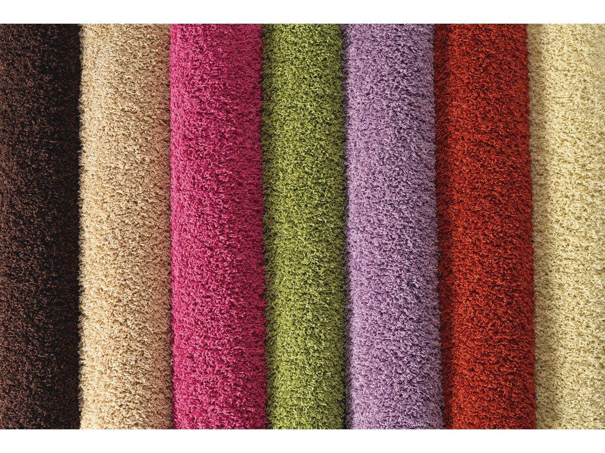 Pros and Cons When It Comes To Nylon, Polyester, Olefin, and Acrylic Carpet