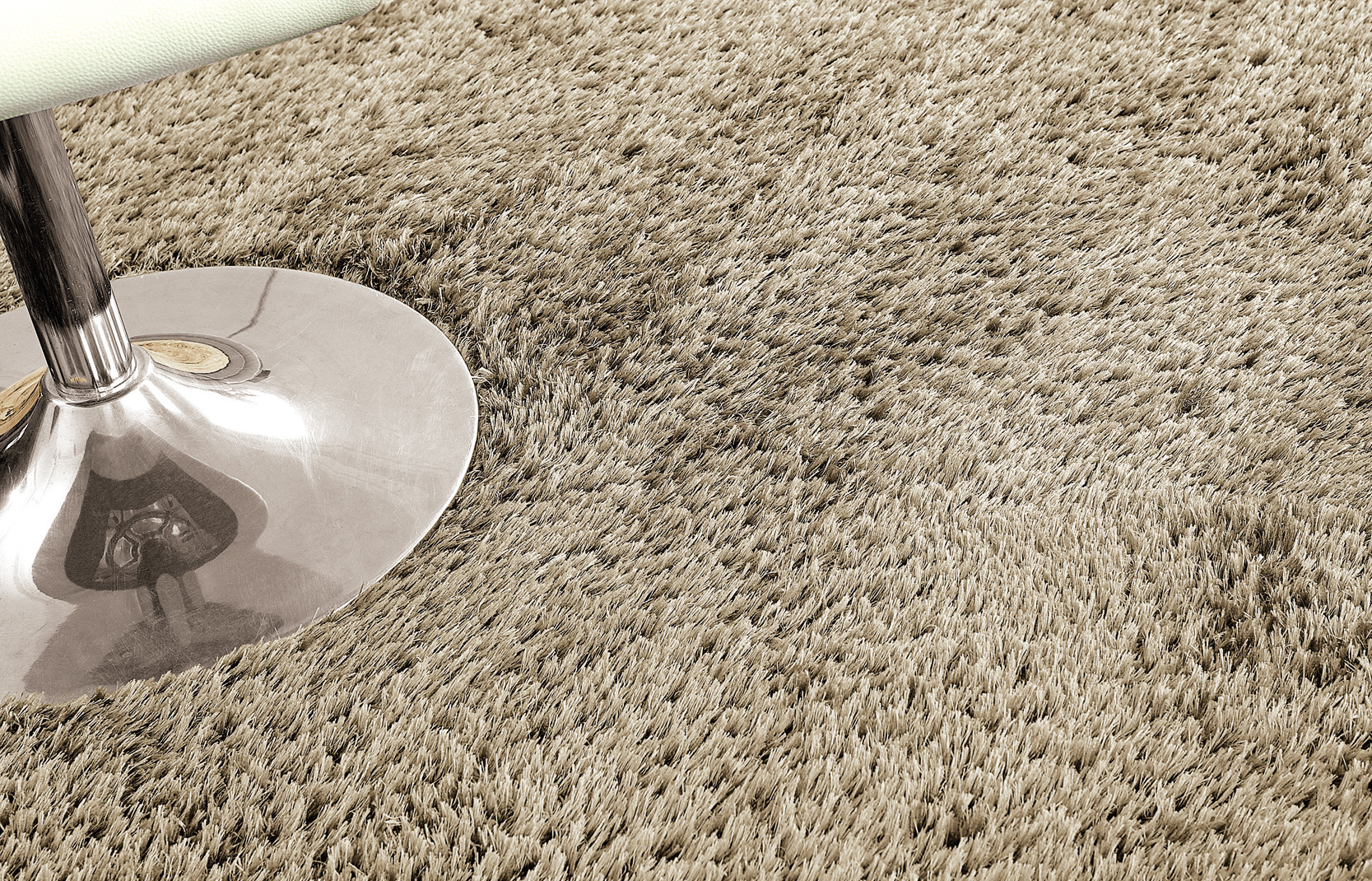 Comparing Nylon and Polyester Carpet Fibers